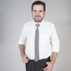 CORBATA CON NUDO DE PALA ESTRECHA